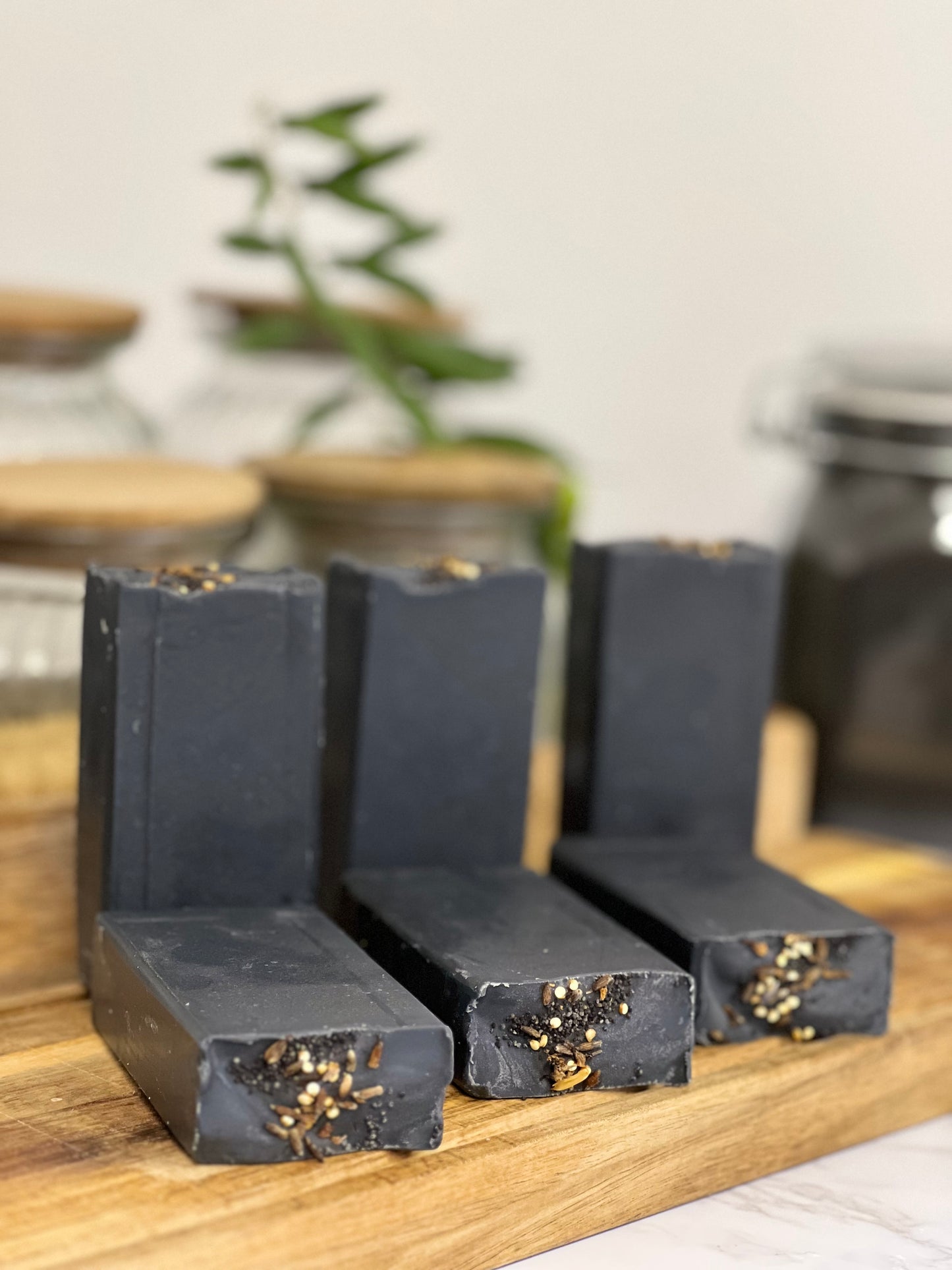 Charbon Végétal - Savon Surgras Purifiant & Détoxifiant